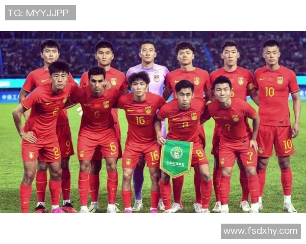 中国国足精彩表现以三比零战胜韩国队展现强大实力与团队合作精神